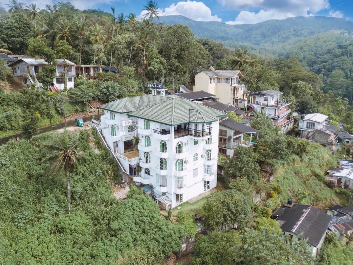 The Peak Pavilion Kandy Exterior photo
